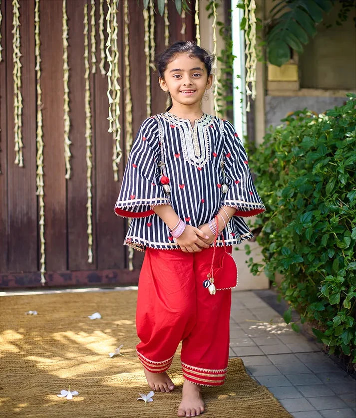 Heart & Stripe Printed Kurti with Red Farshi Salwar