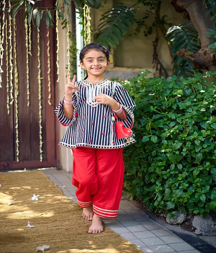 Heart & Stripe Printed Kurti with Red Farshi Salwar