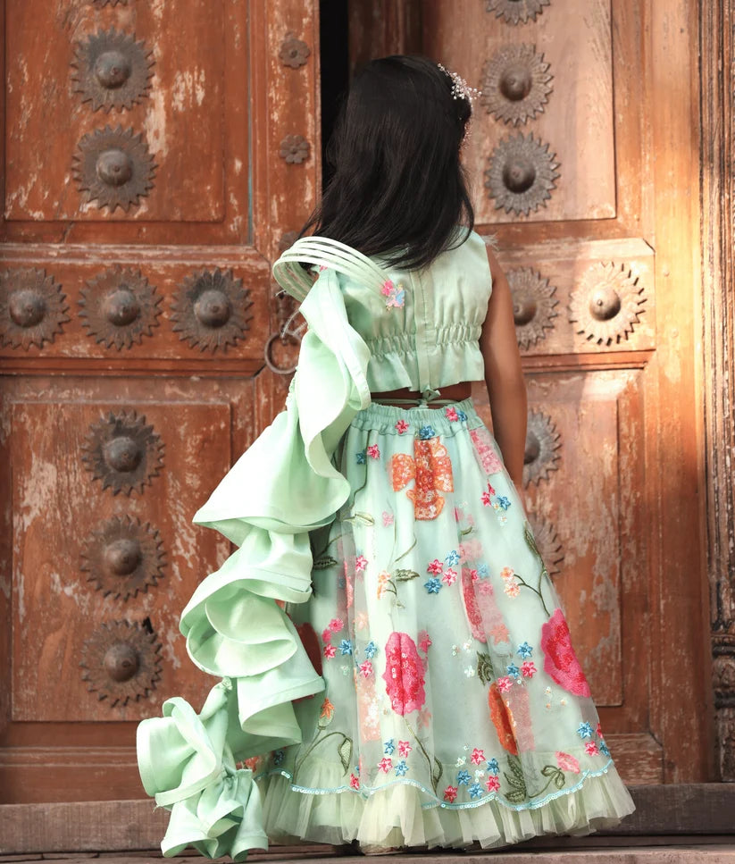 GREEN EMBROIDERED CROP TOP SKIRT