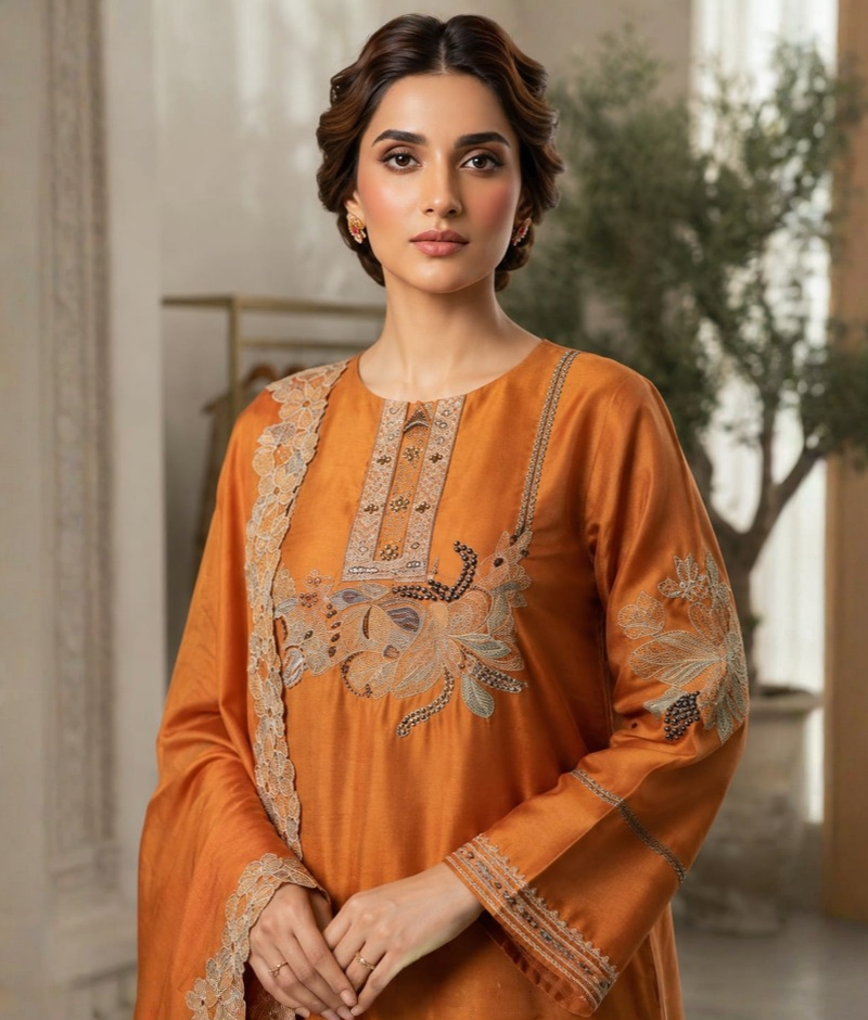 Orange Chanderi Silk Thread Work Suit with Mull Cotton Dupatta – 5XL