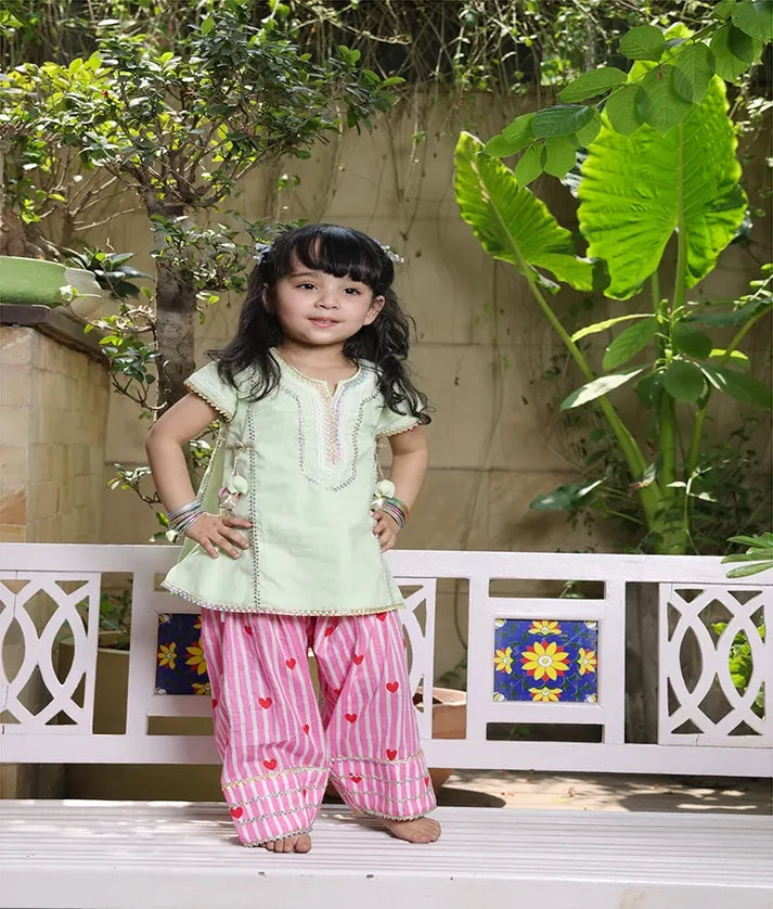 Green Kurti with Heart Printed Farshi Salwar