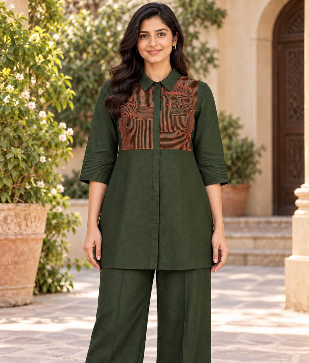 Green Chanderi Silk Co-ord Set with Contrast Thread Work